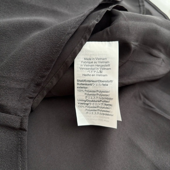 J. Crew Scalloped Cami - black size 00, NWT 🖤 - Picture 4 of 5